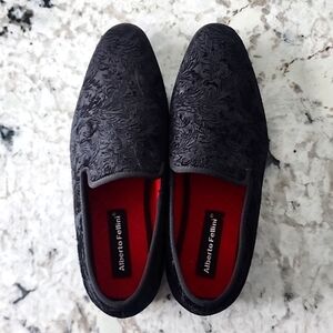 Alberto Fellini velvet black loafer size 9.5